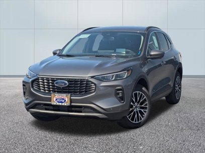 New 2025 Ford Escape SE w/ PHEV Premium Package