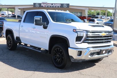 Used 2025 Chevrolet Silverado 2500 LTZ w/ LTZ Premium Package