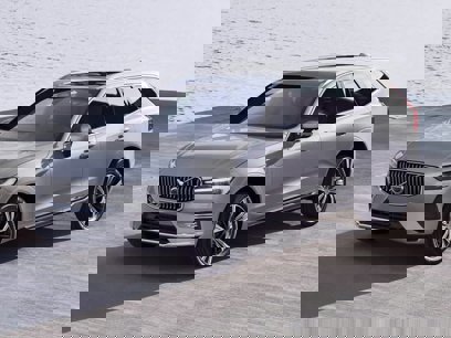 Used 2022 Volvo XC60 T8 R-Design w/ Advanced Package