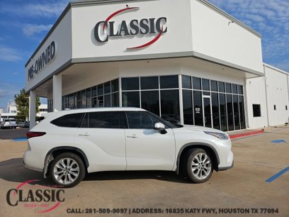 Used 2023 Toyota Highlander Platinum