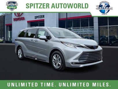 New 2025 Toyota Sienna Limited