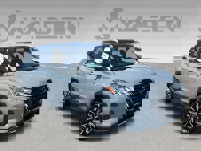 New 2024 Nissan Kicks SV