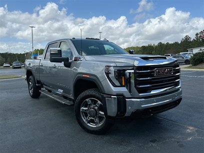 New 2025 GMC Sierra 2500 SLT w/ SLT Premium Package