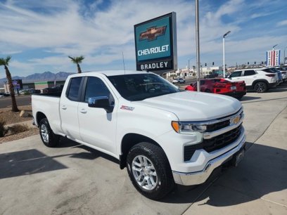 New 2025 Chevrolet Silverado 1500 LT w/ Z71 Off-Road Package
