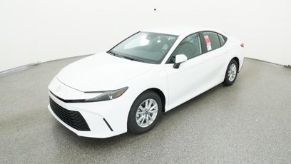 New 2025 Toyota Camry LE
