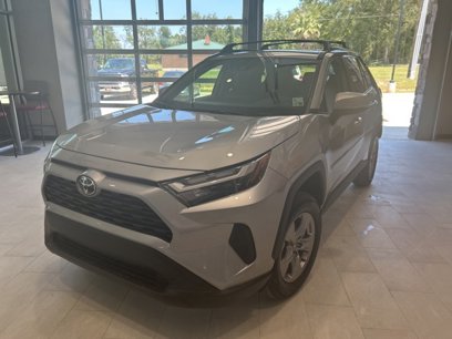 New 2025 Toyota RAV4 XLE w/ Convenience Package
