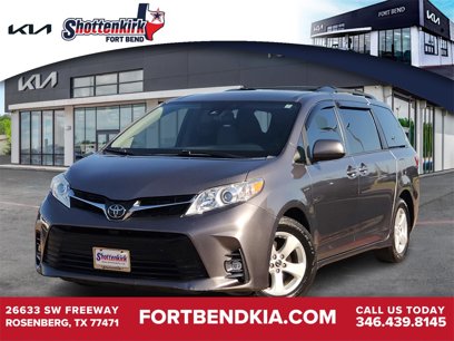 Used 2018 Toyota Sienna LE
