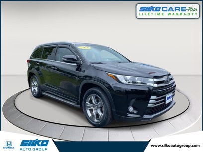 Used 2018 Toyota Highlander Limited Platinum