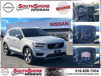 Used 2020 Volvo XC40 T5 Momentum w/ Protection Package