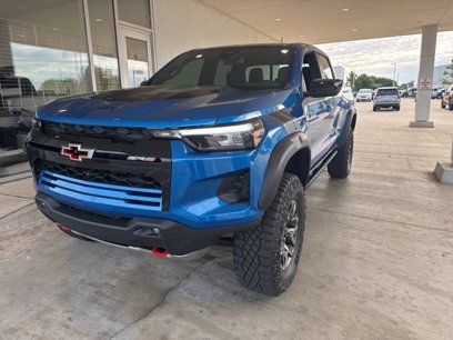 Used 2024 Chevrolet Colorado ZR2 w/ Technology Package