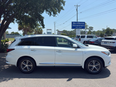 Used 2016 INFINITI QX60 FWD w/ Premium Plus Package