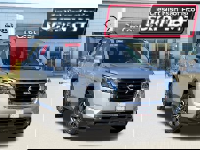 Certified 2024 Nissan Pathfinder SV