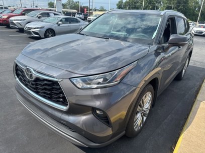 Used 2024 Toyota Highlander Platinum