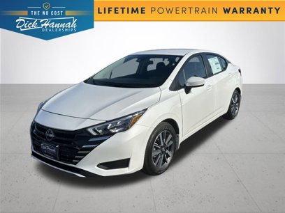 New 2025 Nissan Versa SV w/ Trunk Package