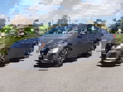Used 2023 Nissan Altima 2.5 SV