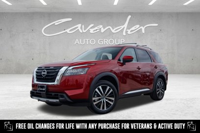 New 2025 Nissan Pathfinder Platinum