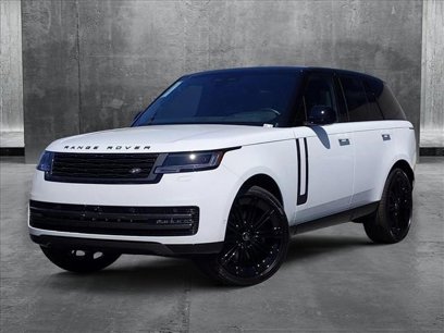 New 2025 Land Rover Range Rover SE