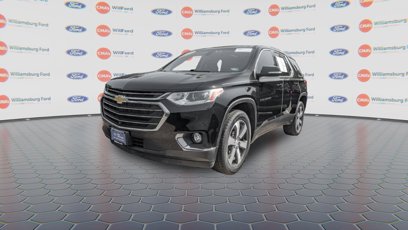 Used 2021 Chevrolet Traverse LT w/ LT Premium Package