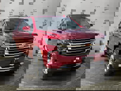 Used 2024 Chevrolet Suburban High Country w/ Premium Package