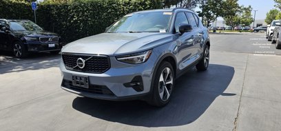 Used 2023 Volvo XC40 B4 Ultimate