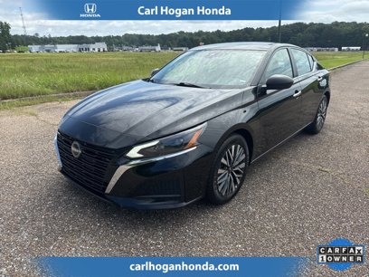 Used 2024 Nissan Altima 2.5 SV