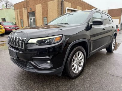 Used 2019 Jeep Cherokee Latitude w/ Popular Appearance Group