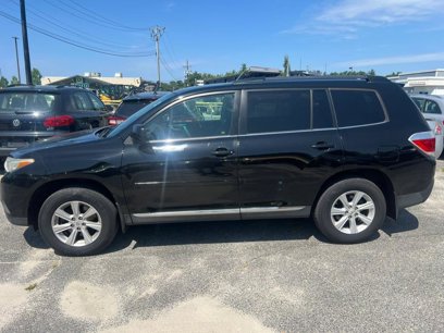 Used 2013 Toyota Highlander SE