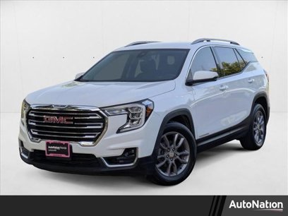 Used 2024 GMC Terrain SLT