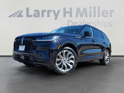 Used 2025 Lincoln Aviator AWD w/ Jet Appearance Package