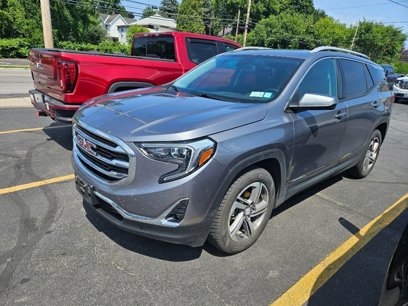 Used 2021 GMC Terrain SLT w/ Infotainment Package II