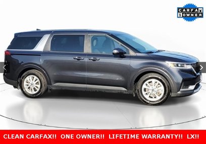 Used 2023 Kia Carnival LX w/ Paint Protection Package