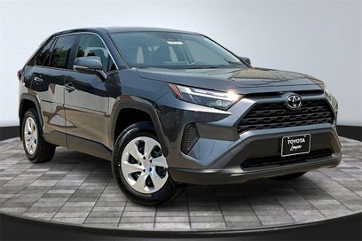 New 2025 Toyota RAV4 LE