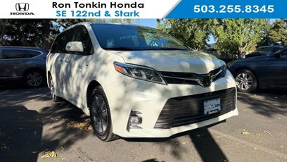 Used 2020 Toyota Sienna Limited Premium