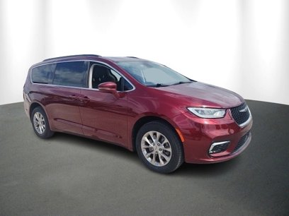 Used 2022 Chrysler Pacifica Touring-L