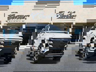 New 2025 Cadillac Lyriq Luxury
