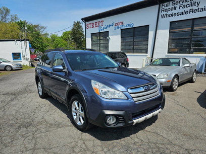 Used 2014 Subaru Outback 2.5i Limited w/ Moonroof Package