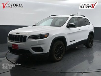 Used 2023 Jeep Cherokee Altitude Lux