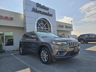 Used 2019 Jeep Cherokee Latitude Plus w/ Cold Weather Group