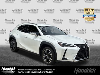 Certified 2021 Lexus UX 200 w/ Accessory Package (Z2)