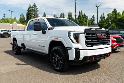 Used 2025 GMC Sierra 3500 AT4 w/ AT4 Premium Plus Package