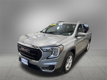 Used 2024 GMC Terrain SLE w/ Driver Convenience Package