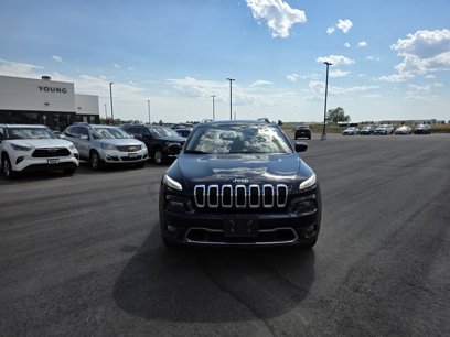 Used 2016 Jeep Cherokee Limited w/ Luxury Group