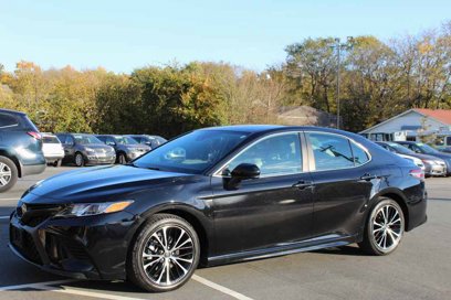 Used 2019 Toyota Camry SE