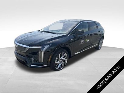 New 2025 Cadillac Optiq Luxury 2