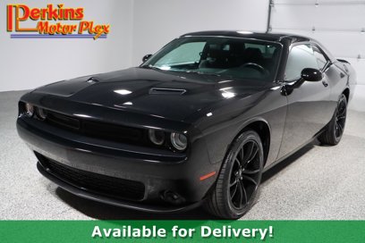 Used 2018 Dodge Challenger SXT w/ Blacktop Package