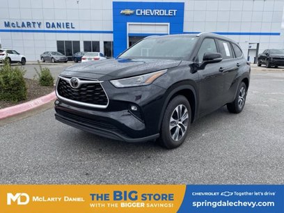 Used 2024 Toyota Highlander LE