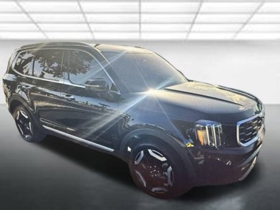 Used 2025 Kia Telluride S
