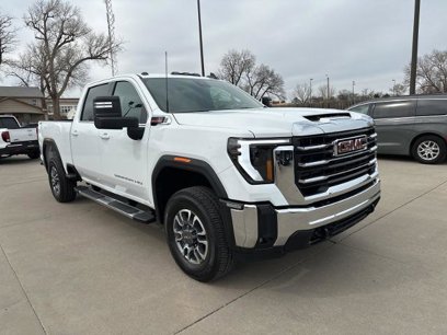 New 2025 GMC Sierra 2500 SLE w/ SLE Value Package;
