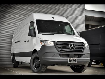 New 2025 Mercedes-Benz Sprinter 2500