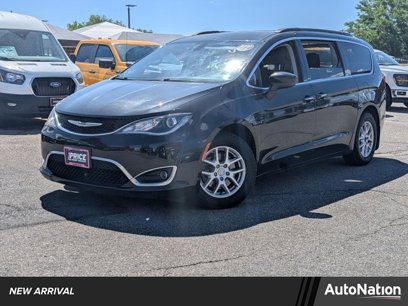 Used 2017 Chrysler Pacifica Touring Plus